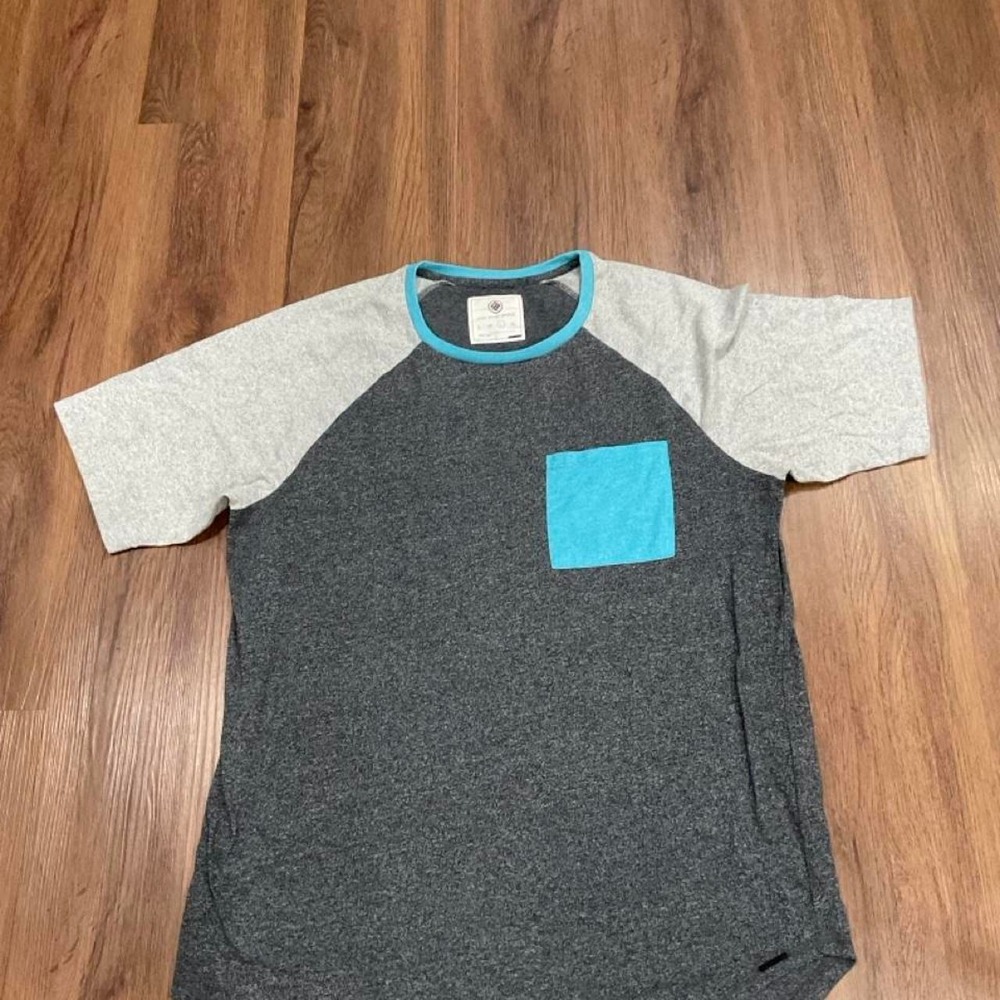 On the byas Gray & blue